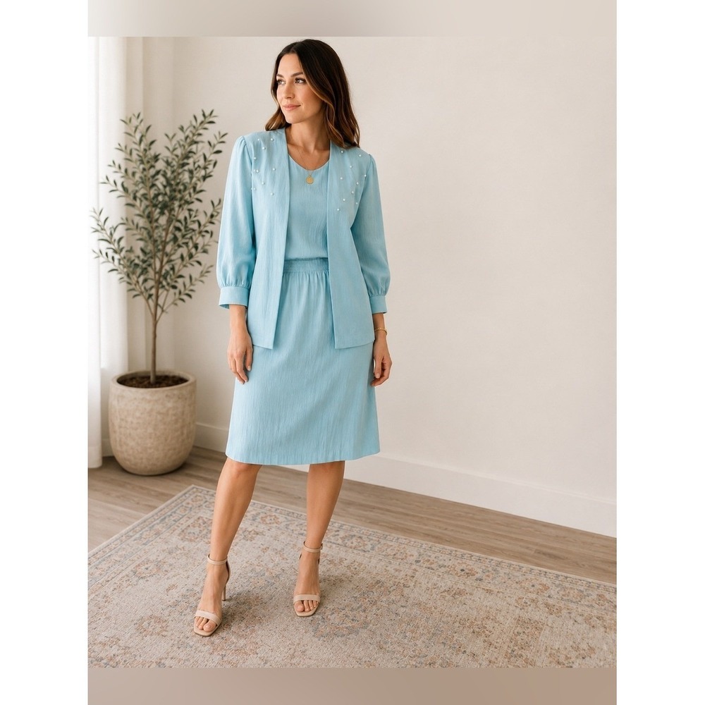 Vintage 1980s GW Division of Graff Blue Pearl Embellished Skirt Suit Set Size 8